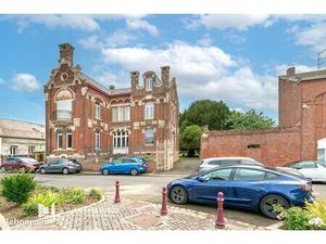 Maison 9 pièces 193 m²