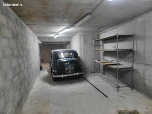 Très grand box avec électricité