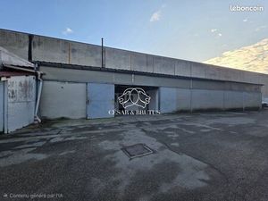 Local 160 m² Saint-Priest