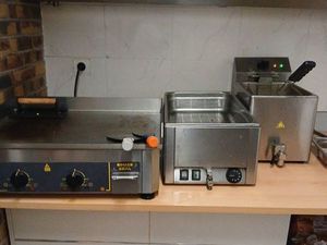 Local restaurants tout commerce bar ext