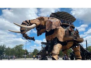 Restaurant île de Nantes proche CHU  éléphant  tram