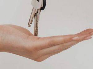 à vendre – pizzeria équipée + murs commerciaux (lot)