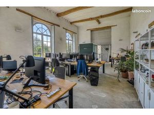 Ensemble de 2 bureaux indépendants à louer – Calme & cadre verdoyant à Nantes Est (Château