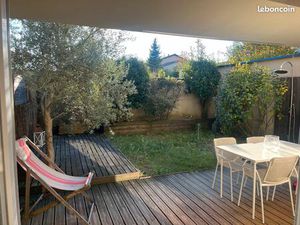 Sathonay Village  T3 jardin et parking