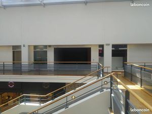 Local commercial 192m² Roanne espace saint-louis