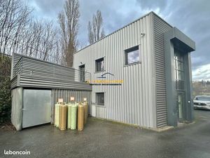 Local 267 m² Saint-Étienne
