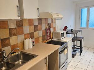 Loue T1 meublé 30m2 69009 St Rambert Ile Barbe