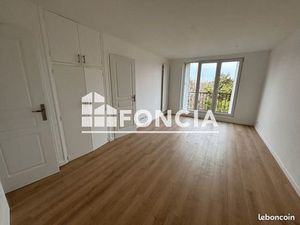 Studio 1 pièce 30 m²