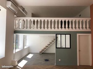 Local commercial refait à neuf  lyon 6eme  70 m² . Toute activité possible