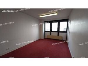Bureaux 126 m²