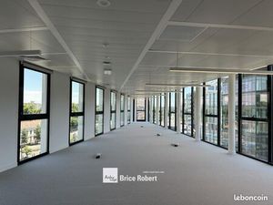 Bureaux 504 m²