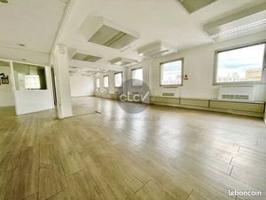 Bureaux 265 m² Villeurbanne