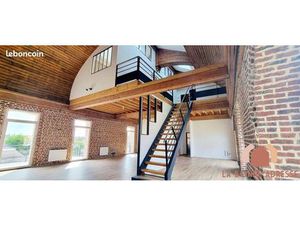 Loft 4 pièces 185 m²