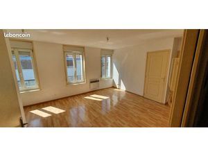 F3 PLEIN CENTRE Aubigny-en-Artois – 1er étage