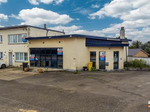 Bien professionnel à vendre à Oreye € 200.000 (LIUXS) - Group Skyimmo | Zimmo