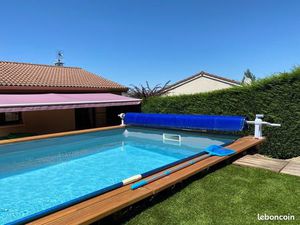 Maison individuelle avec piscine