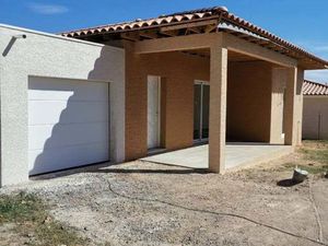 Maison / Villa neuve de plain-pied à louer – Servian