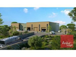 Local industriel 246 m²