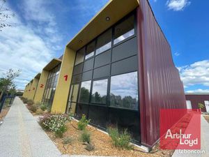 Local industriel 454 m²