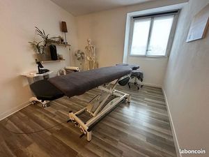 Local 25 m² CARENTOIR