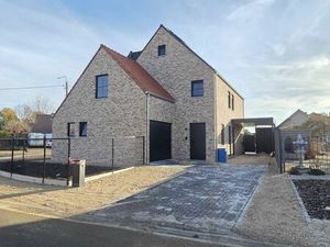 Maison à louer à Alken € 1.700 (LIVUS) - Govimmo | Zimmo