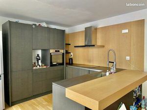 Location appartement 3 pièces 59 m² à Courbevoie (92400)