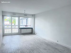 T3 Centre Deux avec garage et balcon