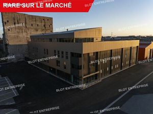 Bureaux 76 m²