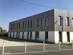 Bureaux 215 m²