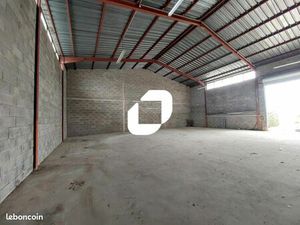 Local d'activité 237 m²