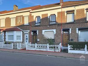 MAISON AVEC JARDIN A RENOVER !