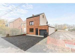 Maison rénovée avec grand jardin à Rotselaar