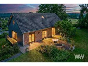 Jolie villa 4 façades  4 chambres entretenue