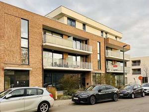 Appartement moderne de 2 chambre  terrasse et emplacement.
