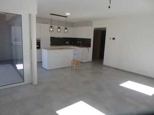 Appart avec jardin à Bouge (Namur) 1000€ + 75€