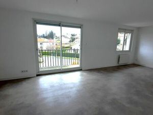 Appartement t4 avec jardin et garage