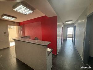 Local commercial 113 m² NISSAN LEZ ENSERUNE