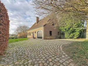 VIAGER OCCUPE - VILLA 3 CHAMBRES - GARAGE - 14 ARES