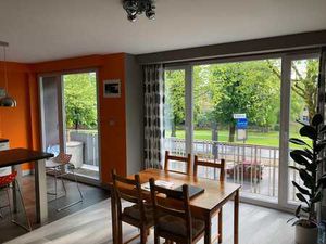 Bel appartement moderne 2 chambres avec balcon et garage