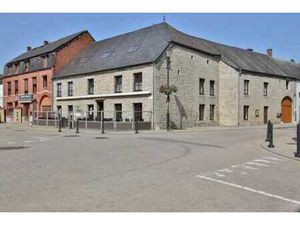 Opportunité rare : restaurant en activité et 3 appartements