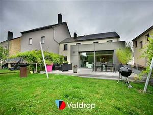 Maison 4 chambres à vendre à Stockem