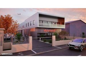 Local commercial 1 129 m²