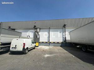 Local d'activité 190 m²