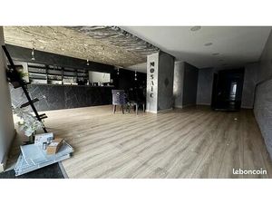 Local commercial 170 m² Anzin