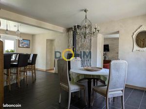 Maison 8 pièces 148 m²