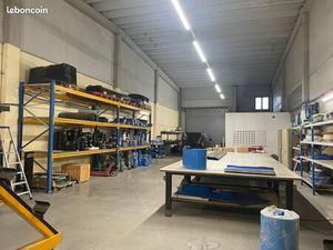 Local bureaux 500 m²