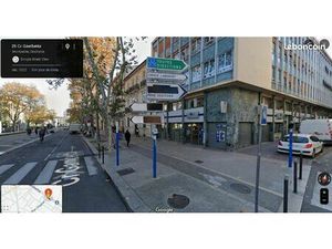 Local Cours Gambetta  ex agence bancaire   240 m2 de plain pied entièrement aménagés