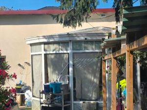 Maison avec très grand jardin