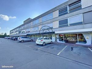 Bureaux 70 m² Croix