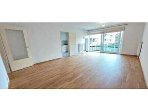 à proximité du Parc Schuman et non loin